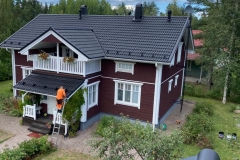 Omakotitalon tiilikatto